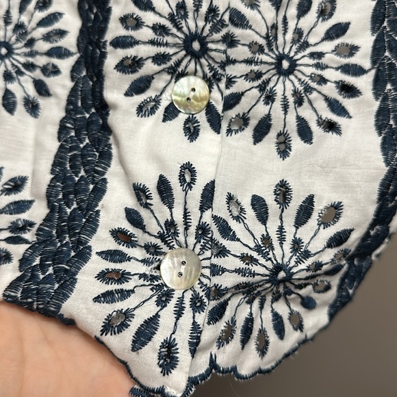 Button Up Tank - Picture 3 of 3